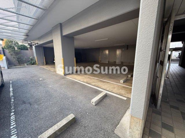 オーベルジュ甲南の駐車場