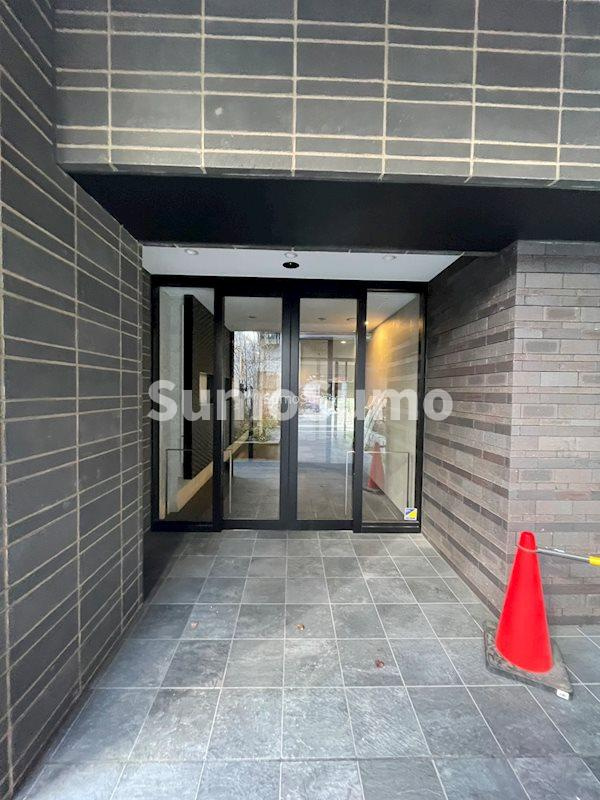 SK RESIDENCES SHINSAIBASHI (旧 SK RESIDENCE)のエントランス