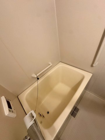 UR武庫川 32号棟の浴室