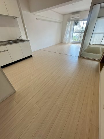 UR武庫川 32号棟の居間・リビング