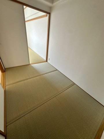 UR武庫川 32号棟の内装