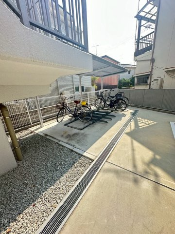 エムライズ大観町の駐車場