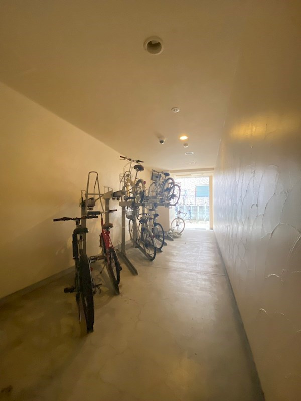 オルフェアⅤ番館の駐車場