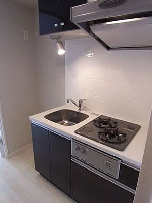 【キッチン】 | ブレシア日本橋蛎殻町 | コンパクトなキッチンで掃除もラクラク