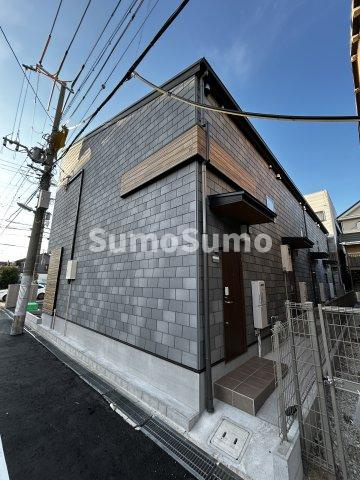 T’s BASE 西難波の外観