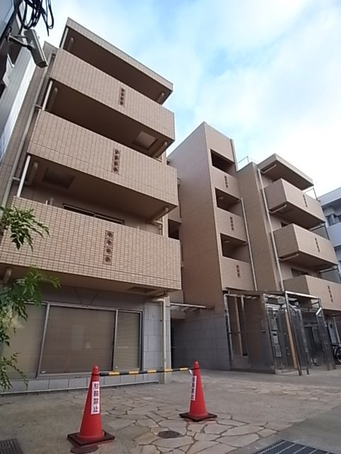 Terra北口の外観