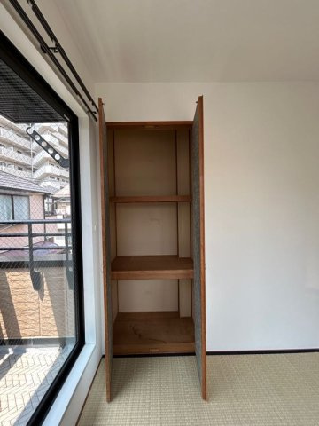オレスコート板宿の収納