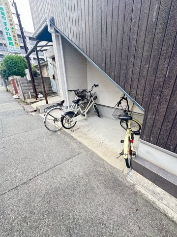 エルマール明石の駐車場