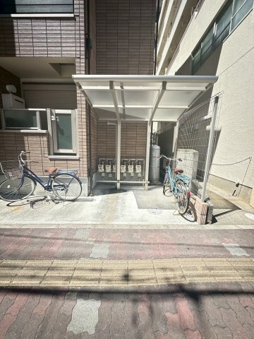 エレアージュ西明石駅前２の駐車場