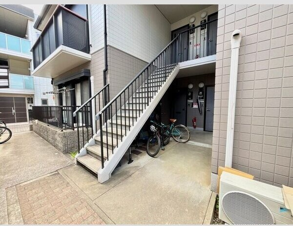 エントピア・イーストのエントランス