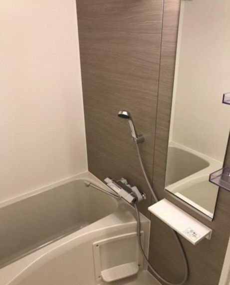 メイクスデザイン池袋パークサイドの浴室