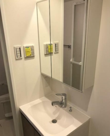 メイクスデザイン池袋パークサイドの独立洗面台