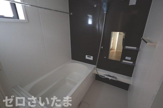 《仲介手数料無料》岩槻区東岩槻３丁目2-49新築一戸建てKEIAI GRACEの浴室