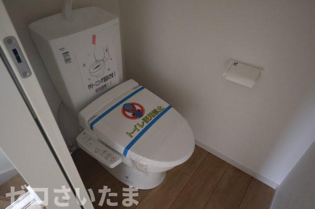 《仲介手数料無料》岩槻区東岩槻３丁目2-49新築一戸建てKEIAI GRACEのトイレ