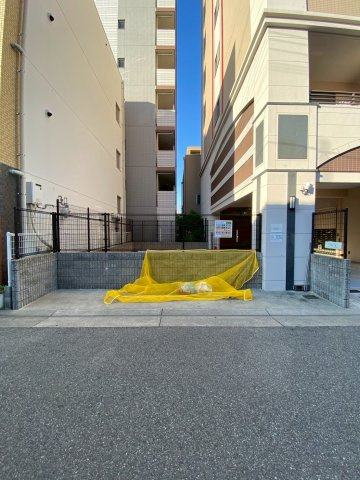 REGINAの駐車場