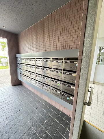 UR浜甲子園さくら街　13号棟のその他共用部分