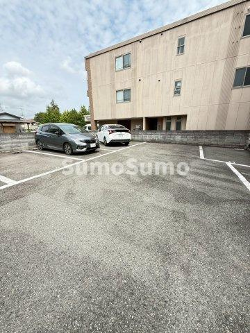オーナーズマンション西明石の駐車場|駐車スペースもあります