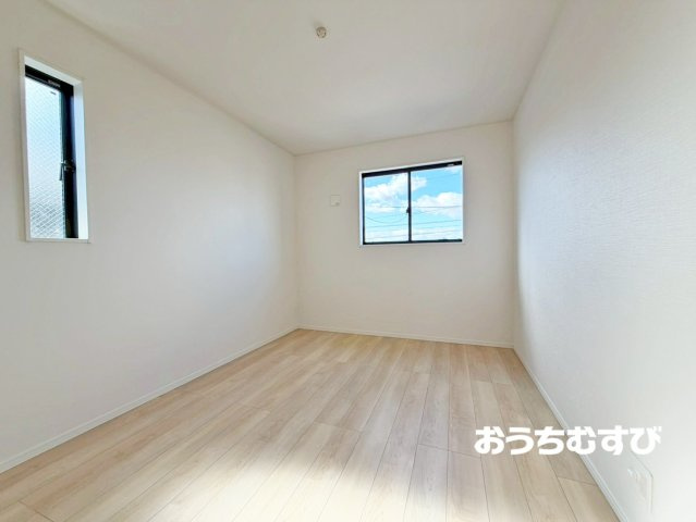 小牧市二重堀中屋敷(全7棟)の洋室