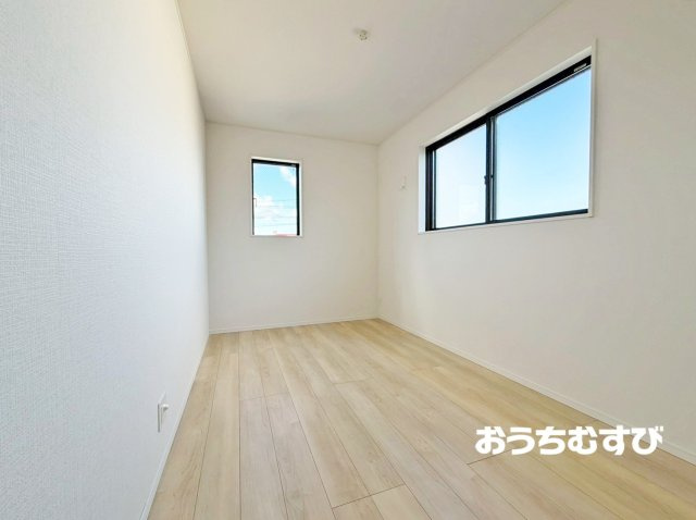 小牧市二重堀中屋敷(全7棟)の洋室