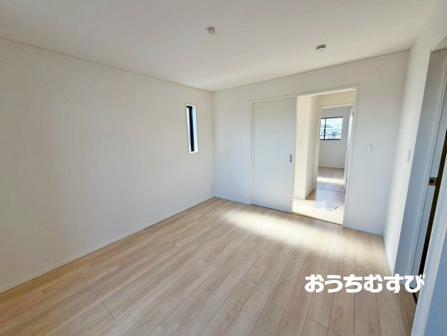 小牧市二重堀中屋敷(全7棟)の洋室