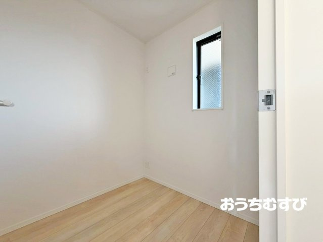 小牧市二重堀中屋敷(全7棟)の洋室