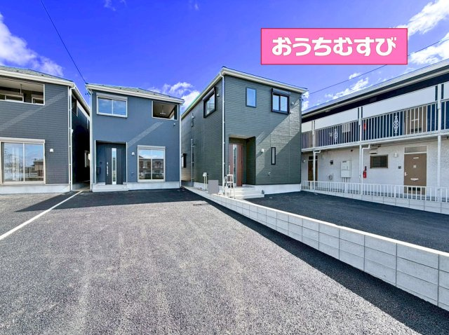 小牧市二重堀中屋敷(全7棟)の駐車場