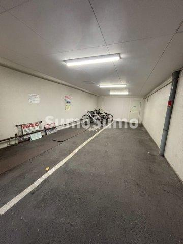 カーサ大開の駐車場