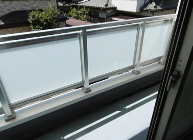 【バルコニー】