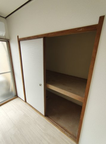 オオギビルの収納