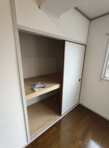 オオギビルの収納