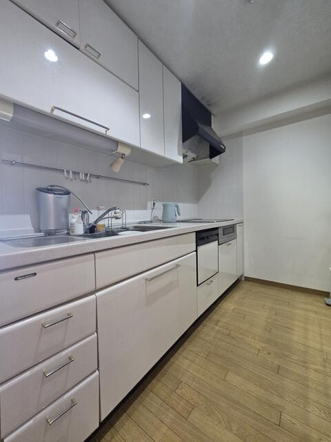 ポレスター潮新町のキッチン