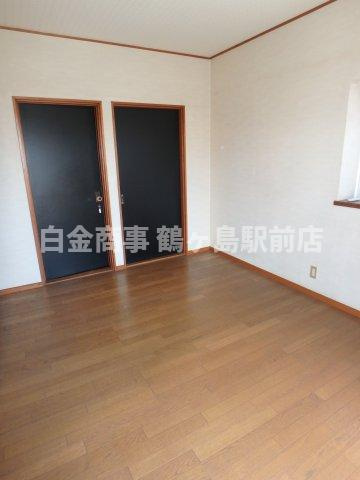 坂戸市中富町中古戸建の洋室