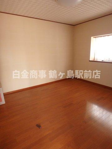 坂戸市中富町中古戸建の洋室