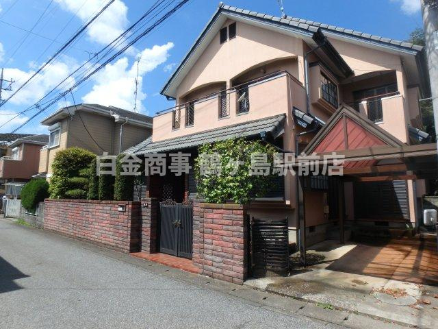 坂戸市中富町中古戸建の前面道路含む現地写真