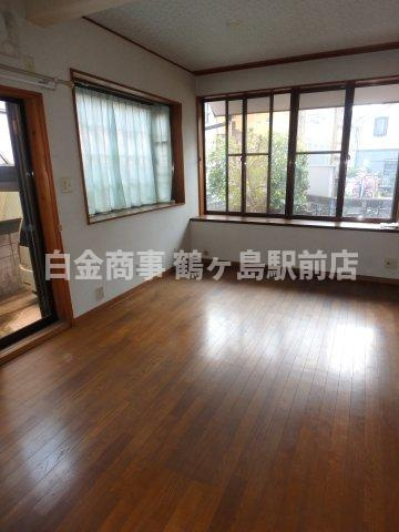 坂戸市中富町中古戸建の洋室