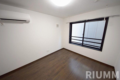 【居間・リビング】 | ＣＯＣＯＣＵＢＥ東日暮里Ⅱ