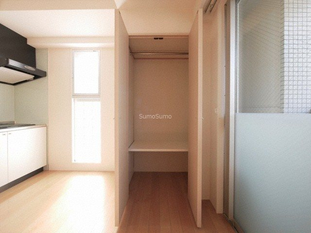 アーバンフラッツ瓦町の収納|たっぷりとした収納スペースです