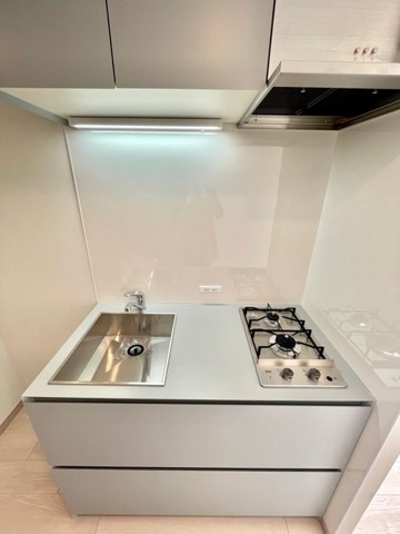 新品家具付きマンション宇田川町16(KaGood東京)のキッチン