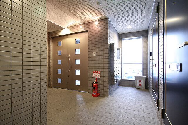 アイディール中之島 のロビー
