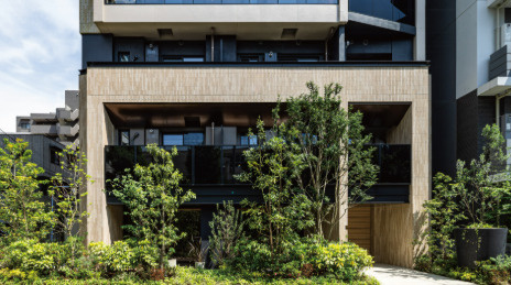 ライオンズミレス蔵前のエントランス