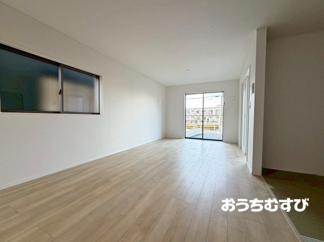 小牧市二重堀中屋敷(全7棟)の居間・リビング