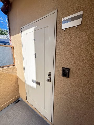 グリーンライフ北夙川の玄関