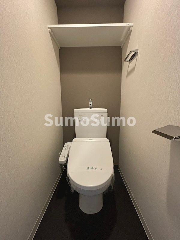 アドバンス大阪セレーノのトイレ|シンプルで使いやすいトイレです