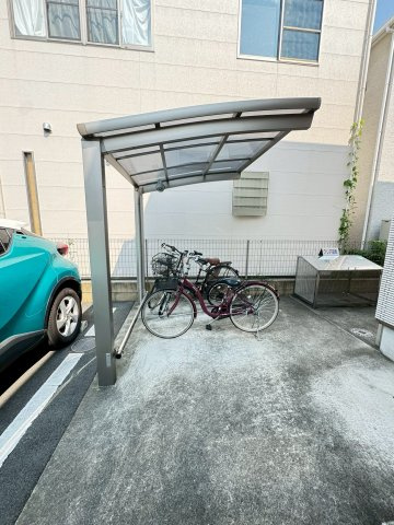クリア田町の駐車場