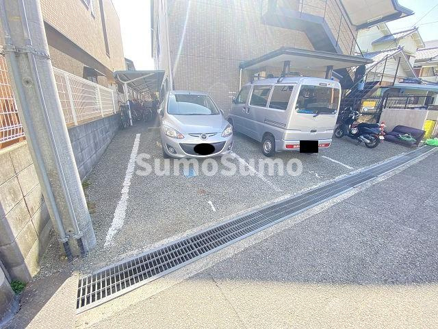 アグレアーブル塚口の駐車場|カースペースがあります