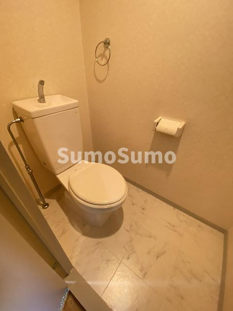 アグレアーブル塚口のトイレ|コンパクトで使いやすいトイレです