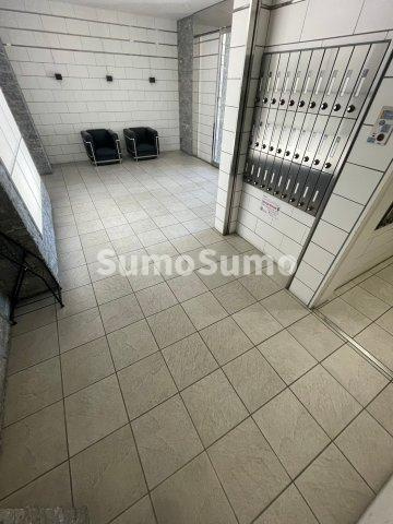 アーバンフラッツ上町のロビー|毎日通るロビーはこのようになっています