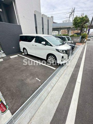 アクエルド明石西の駐車場|駐車場があるので、車を買う予定の方も安心です