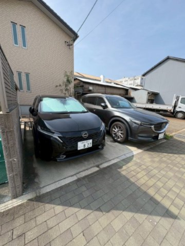 クレールの駐車場|駐車場完備です