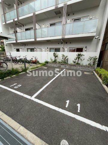 グランフォルテ田川の駐車場